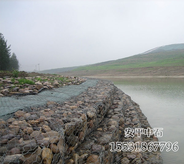 格賓石籠護(hù)坡